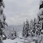 мия Deluxe Velingrad