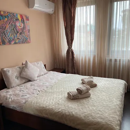 мия Deluxe Velingrad